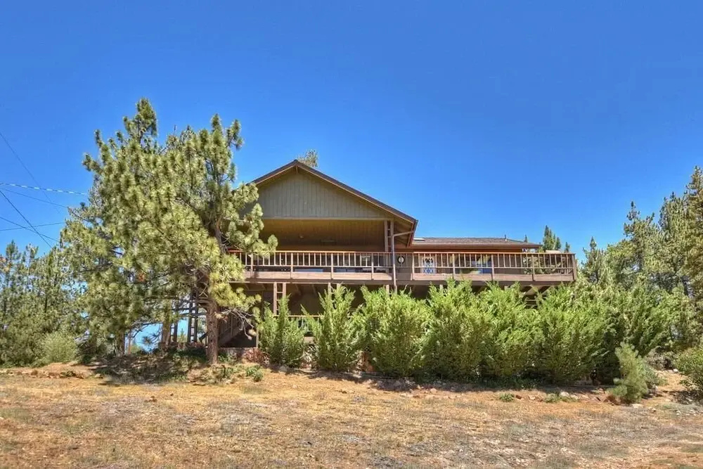 033 - Bruin Trail Retreat
