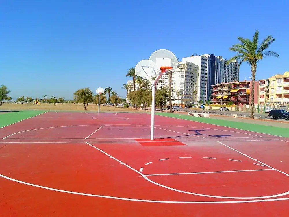 Apartment in Empuriabrava Near Sandy Beach