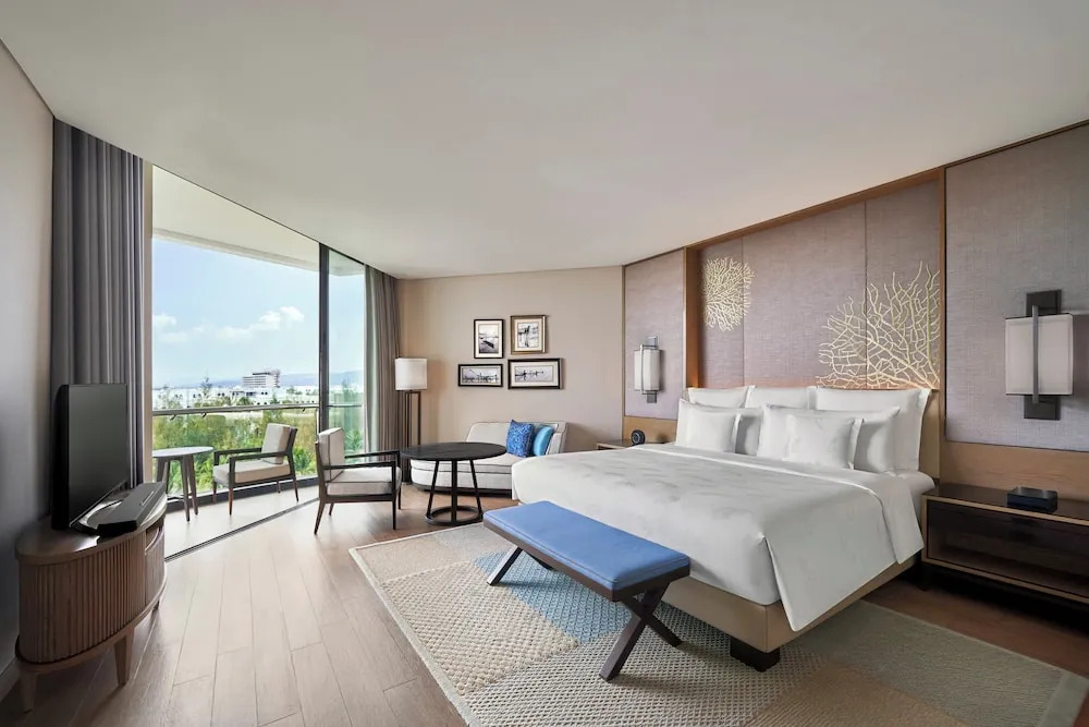 Intercontinental Phu Quoc Long Beach Resort