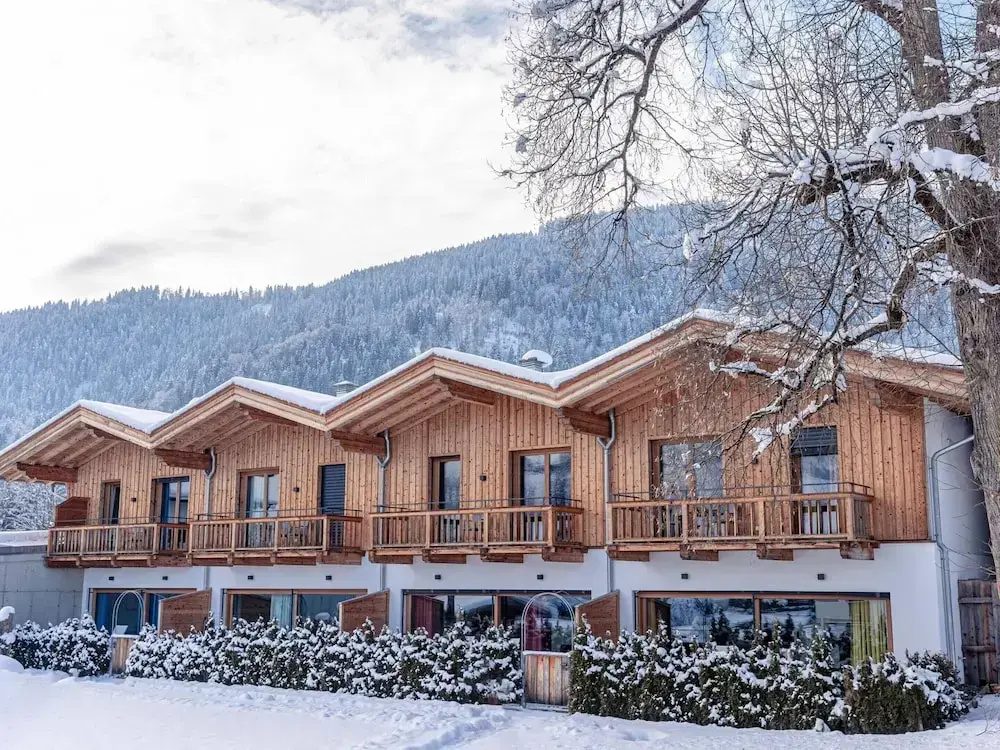 Large Chalet With Carmine and Wellness Area