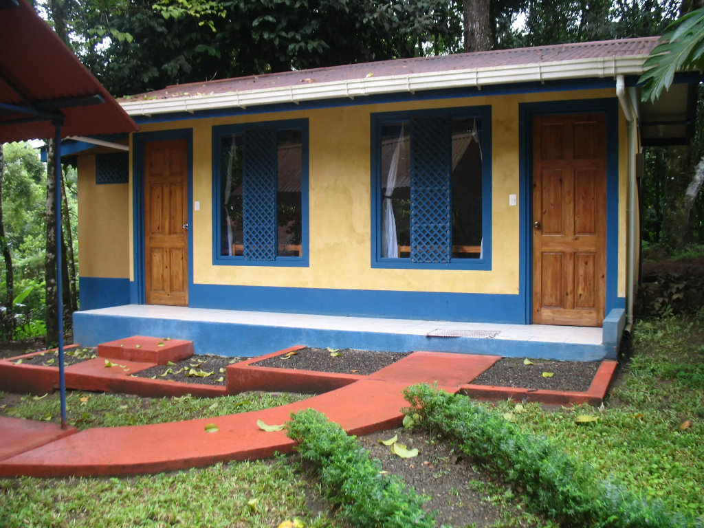 Cerro Chato Ecolodge