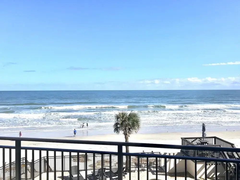 Beach & Waterfront