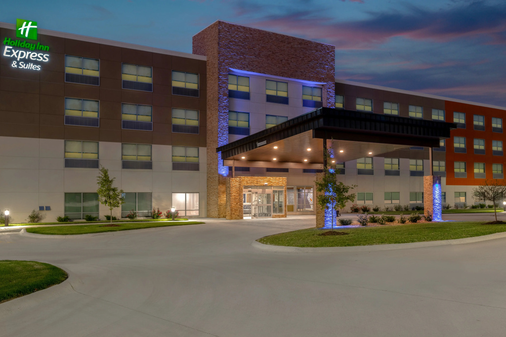 Holiday Inn Express and Suites Alton St Louis Area by IHG