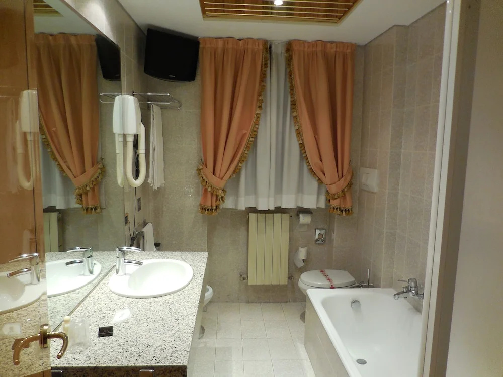 Standard Single room (single bed)