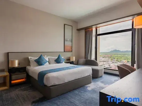 Executive Double Suite with sea view (full double bed)