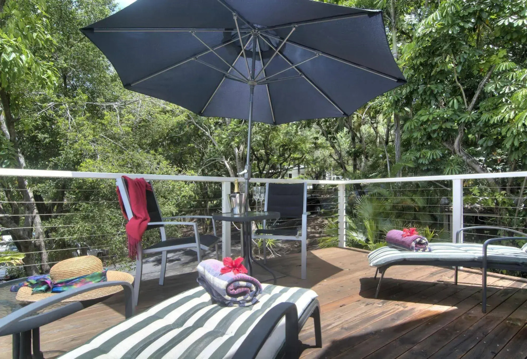 Port Douglas Cottage and Lodge