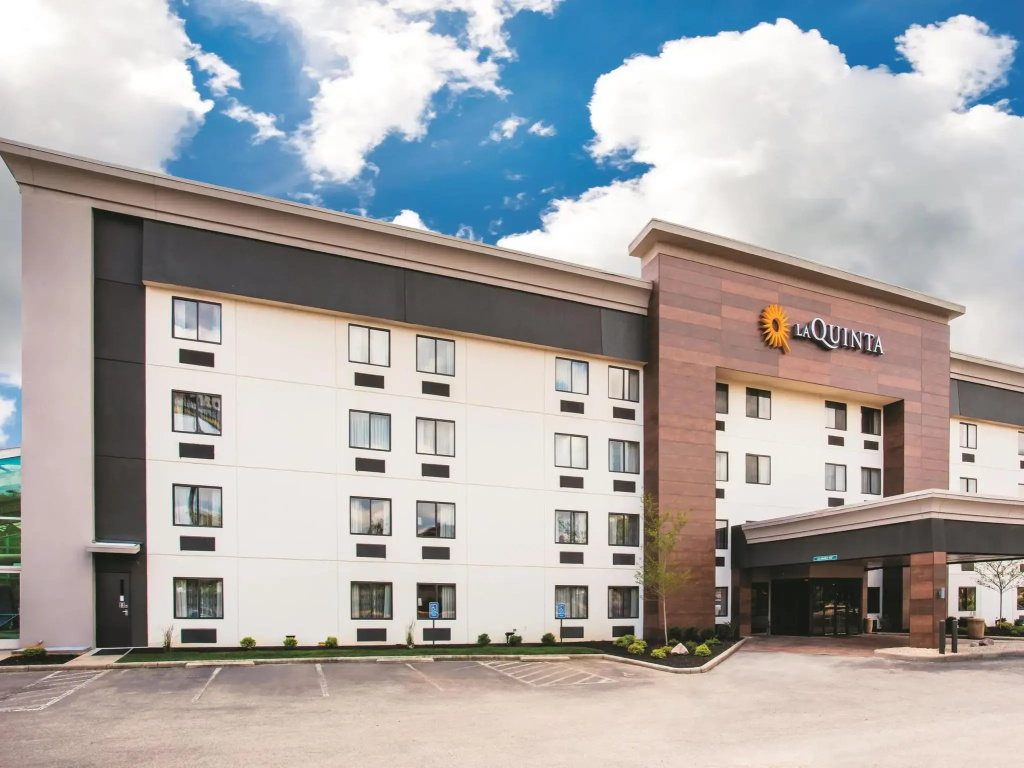 La Quinta Inn & Suites by Wyndham Cincinnati NE - Mason - Chambres