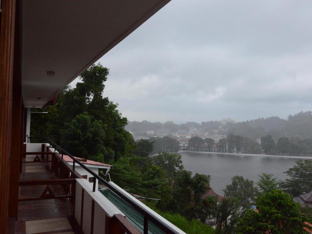 Heaven Seven Kandy