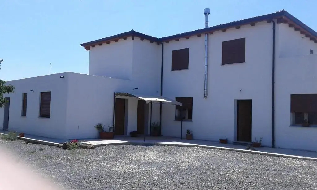Alma bed & breakfast