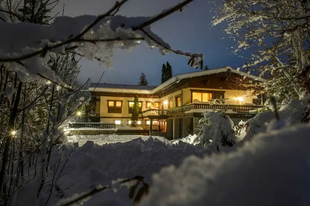 Luxurious and Calm Central Hideaway