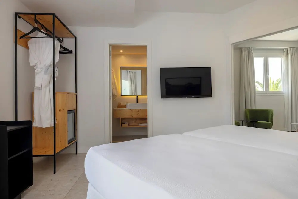 Hotel HM Ayron Park – Adults Only - Tap to explore photos