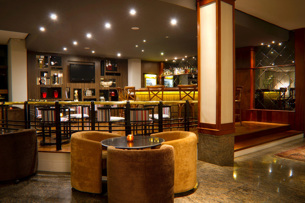 Lobby & Reception