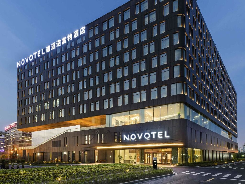 Novotel Shanghai Hongqiao image