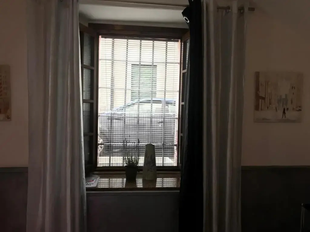 Economy room