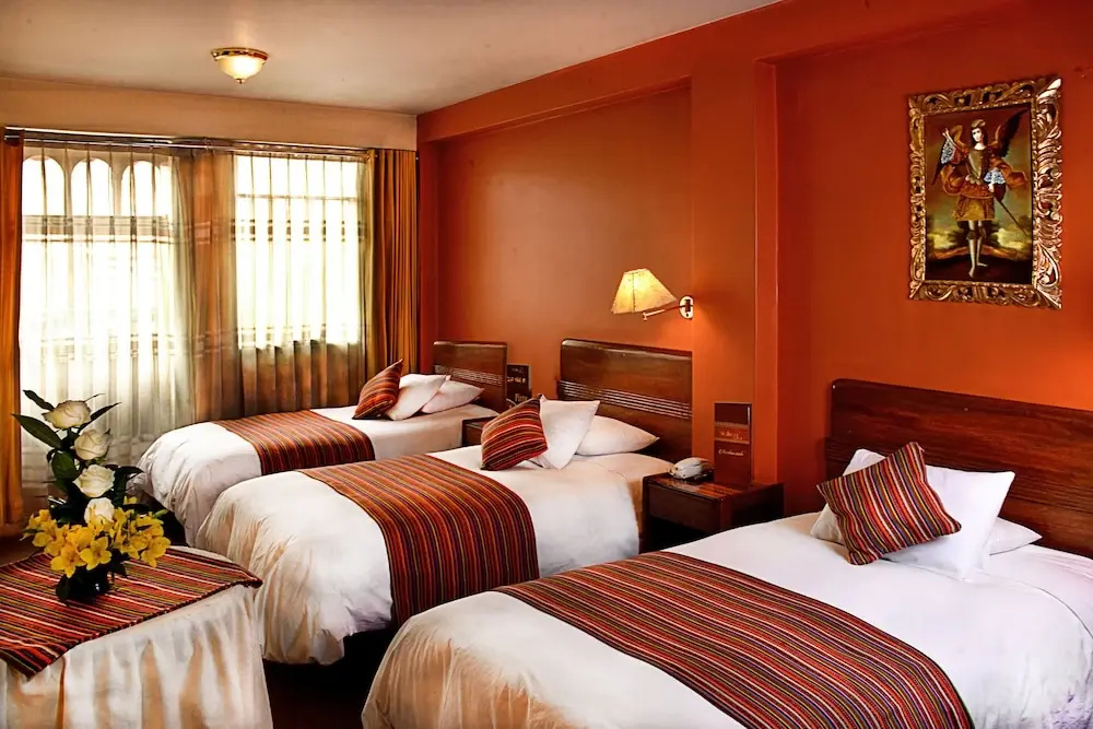 Standard Triple room