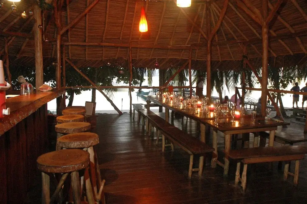 Food & Beverage