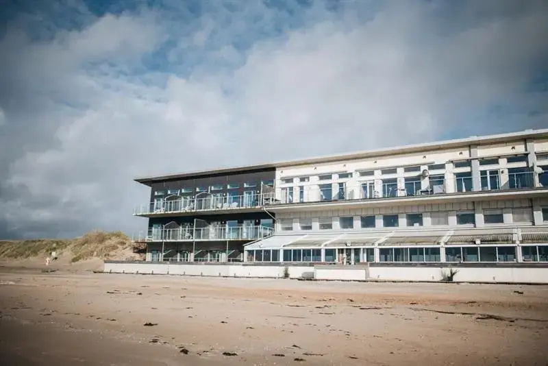 Ocean Hotel