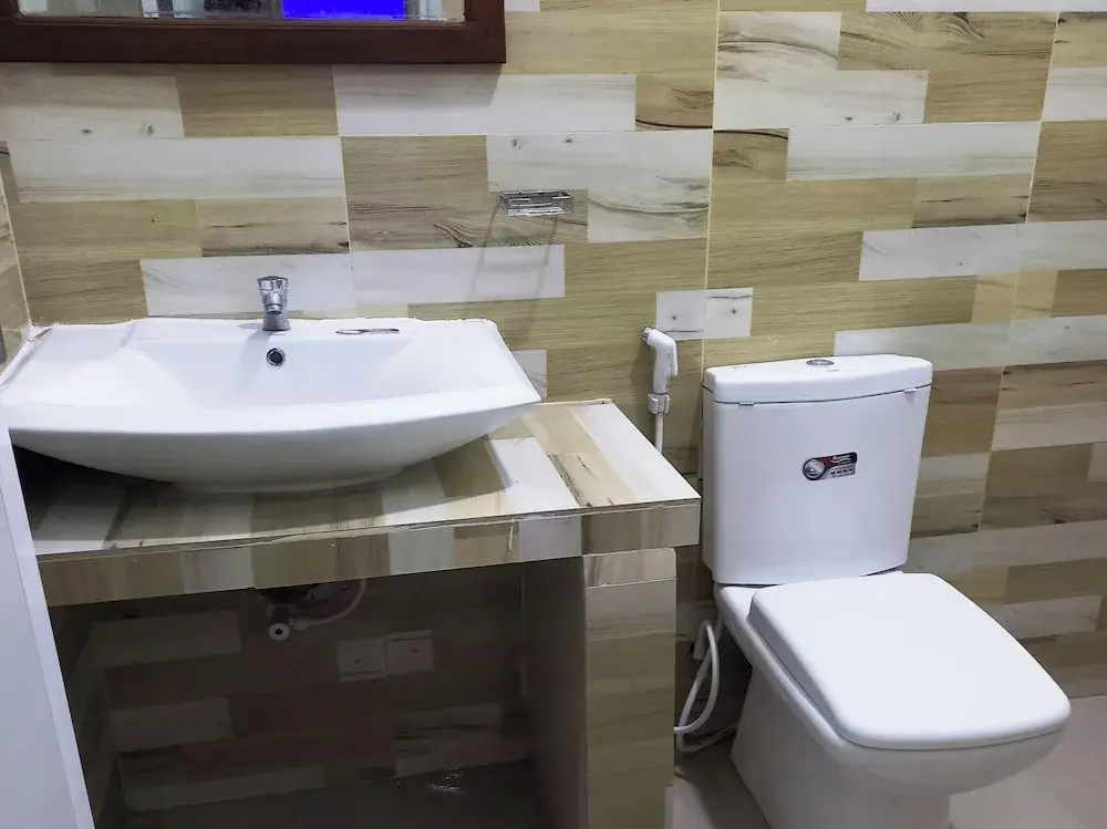 Comfort room