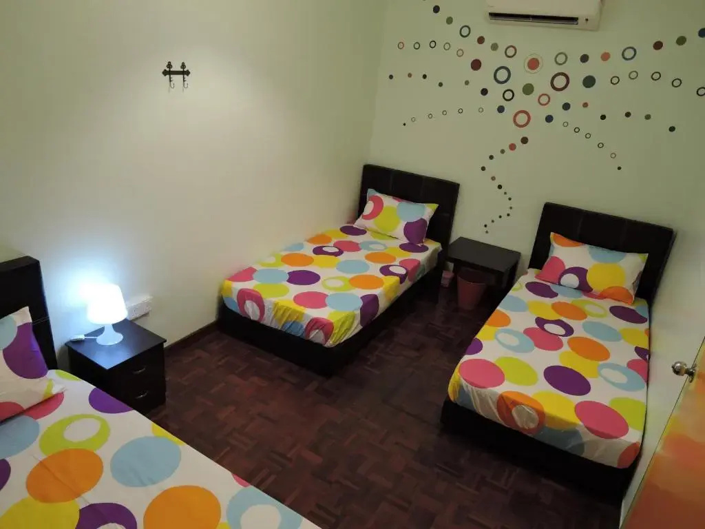 Standard Triple room