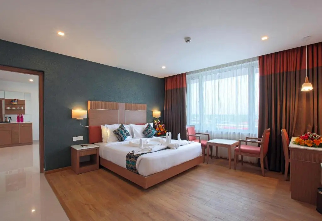 Suite with balcony