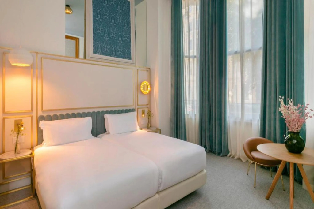 Отель London Kensington by Meliá в Лондоне