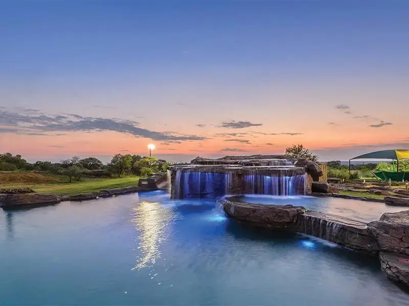 雙人床四臥區別墅