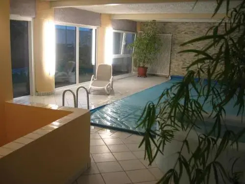 Balcony & Terrace