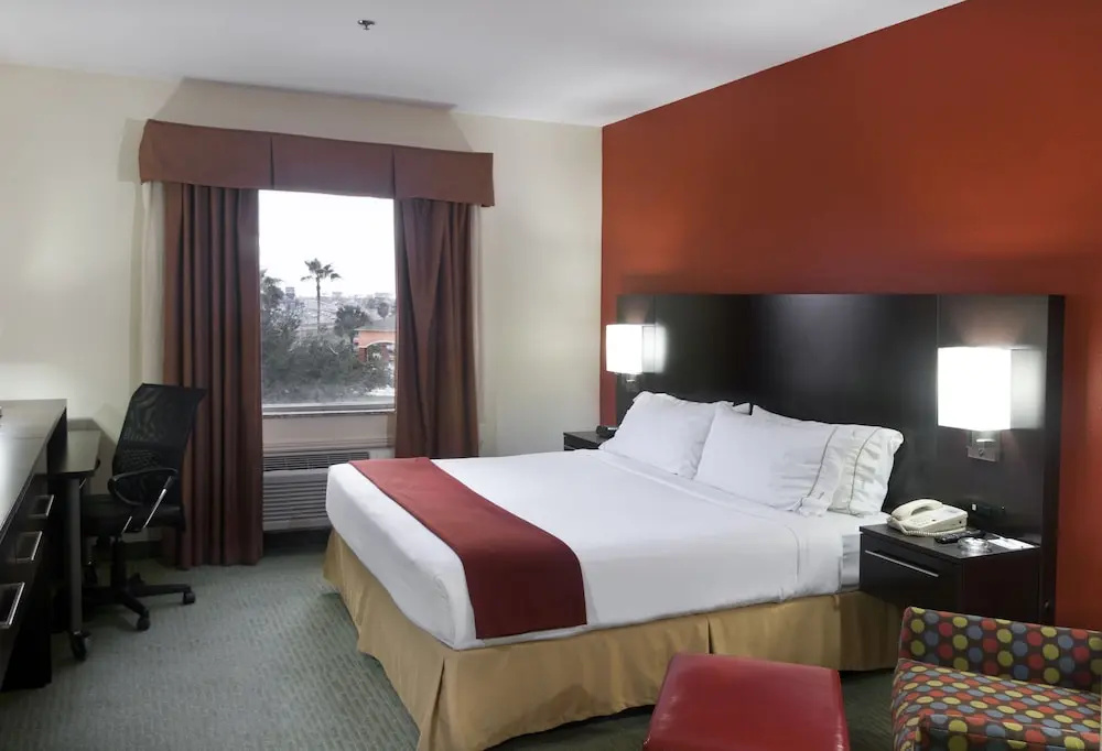 Holiday Inn Express Hotel & Suites Brownsville by IHG - Chambres