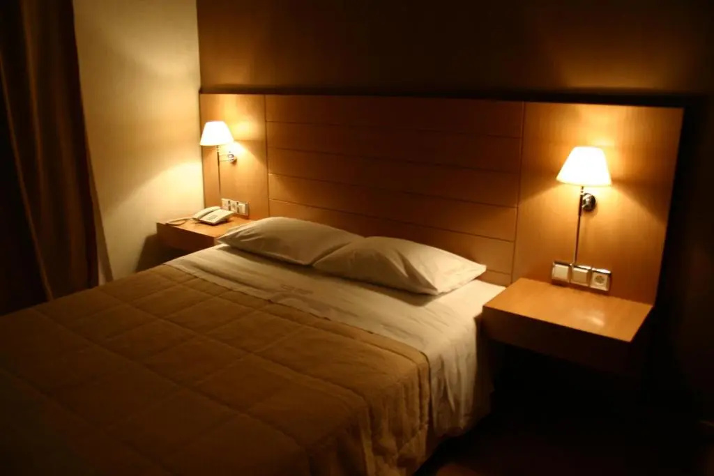 Economy room