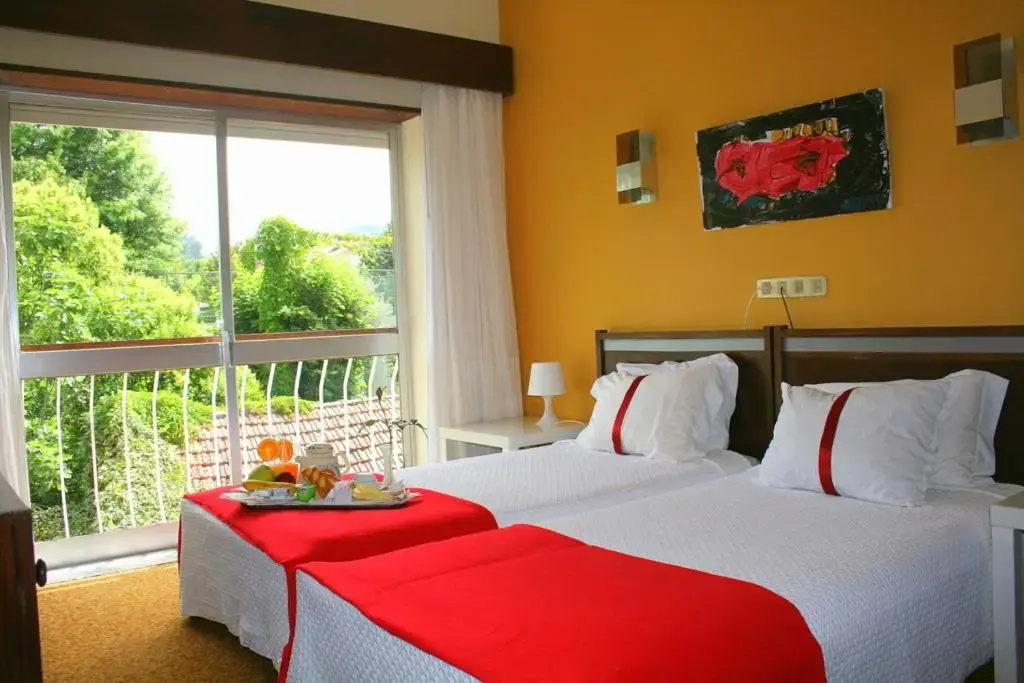 Corredoura Garden Alojamento - Chambres