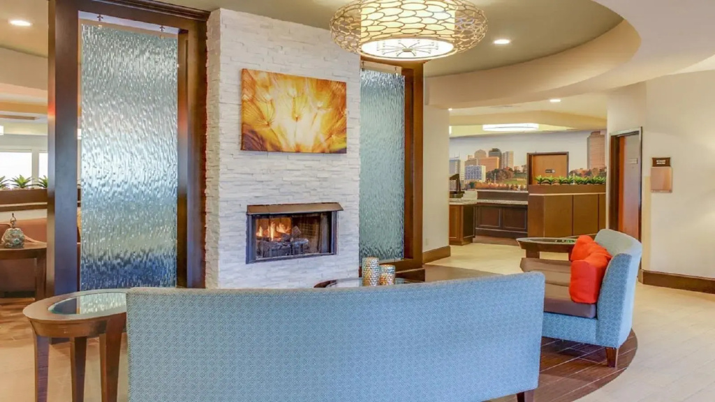 Club - Hotel Nashville Inn & Suites - Général