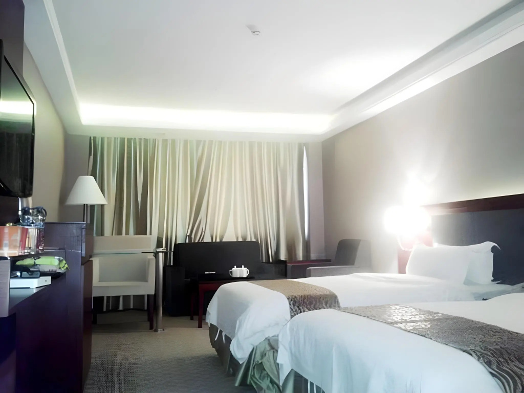 Guangna Hotel — 3