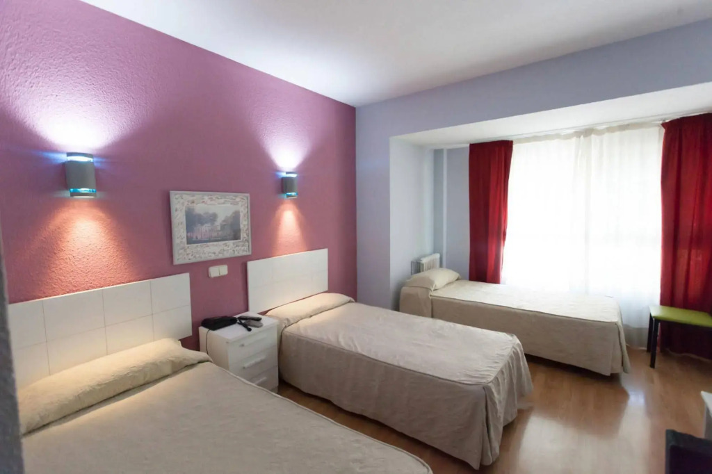 Hostal Real Aranjuez by null