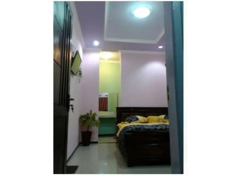 Economy room