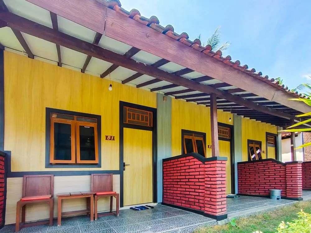 RedDoorz near Stasiun Banyuwangi Kota