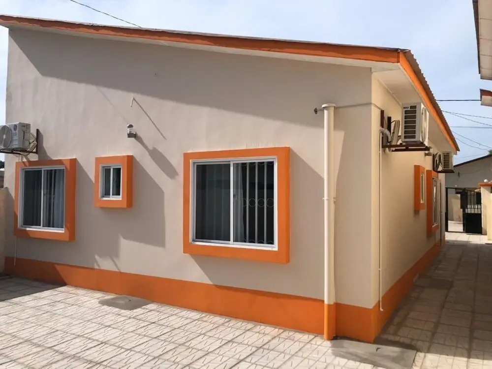 3 Bedroom House With Outdoor Terrace