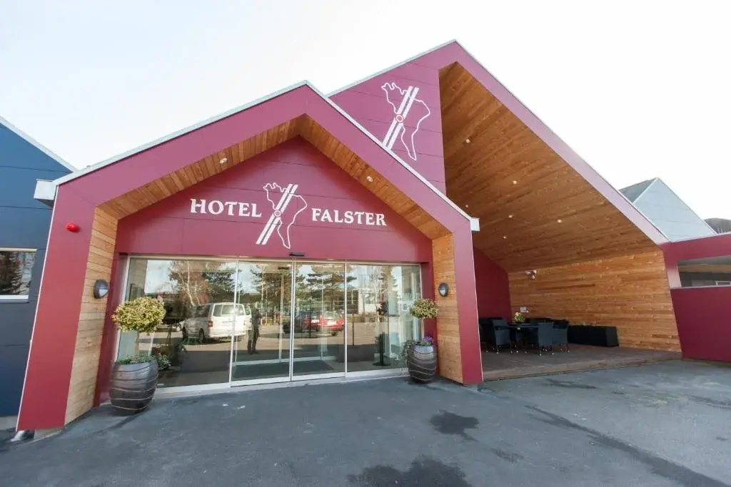Hotel photo 12
