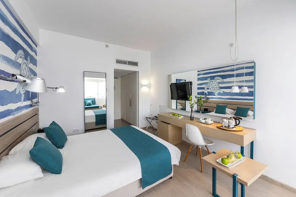 Crystal Springs Beach Hotel - Chambres