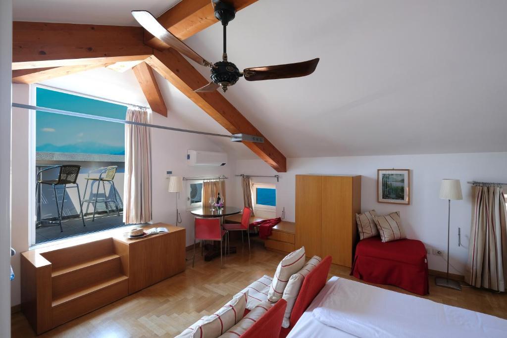 Albergo Milano by null