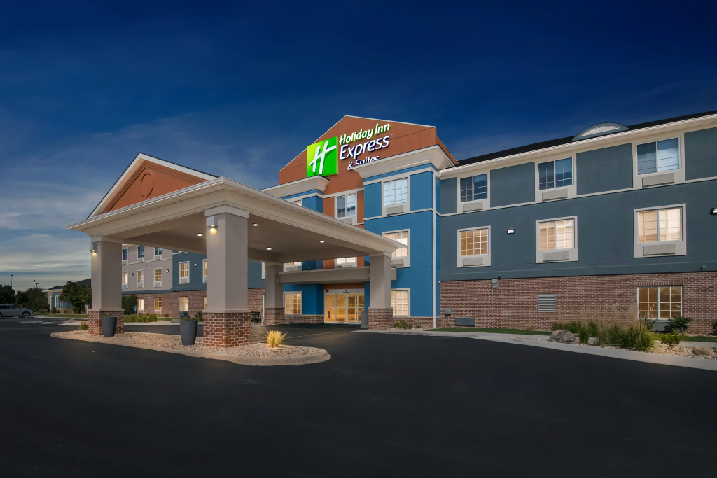 Holiday Inn Express Hotel & Suites Council Bluffs - Conv Ctr by IHG