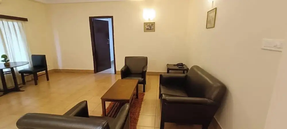 Polo Tura Hotel - Général
