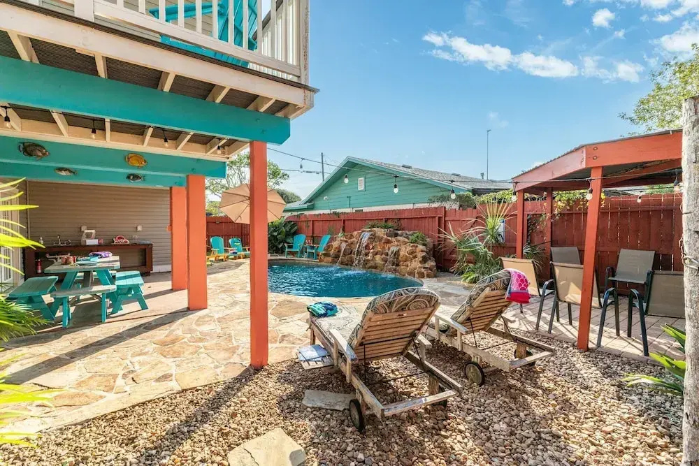 Tortuga Inn