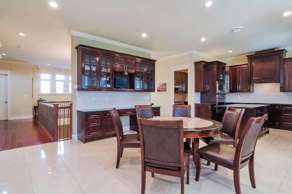 Imperial House - фото 16