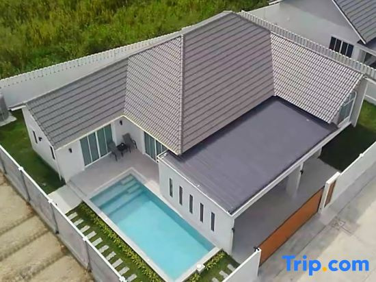 The 8 MaBella Pattaya Pool Villa