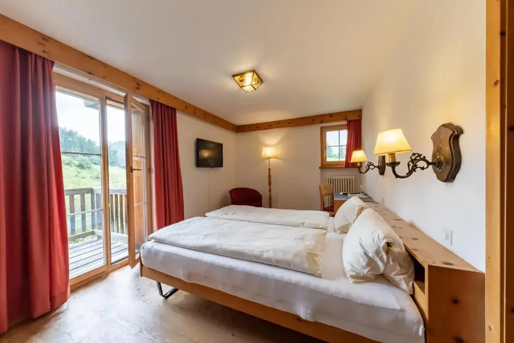 Standard Double room with balcony (full double bed)