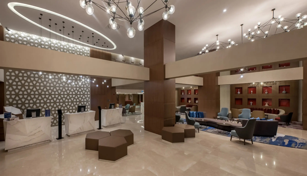 Lobby & Reception
