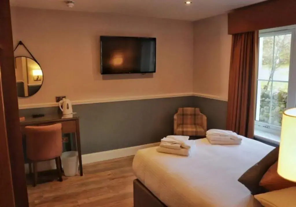 Superior Double room (full double bed)