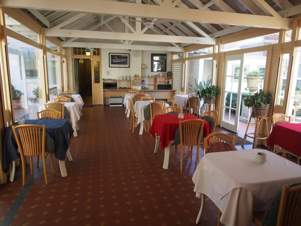 McLaren Hotel - Général
