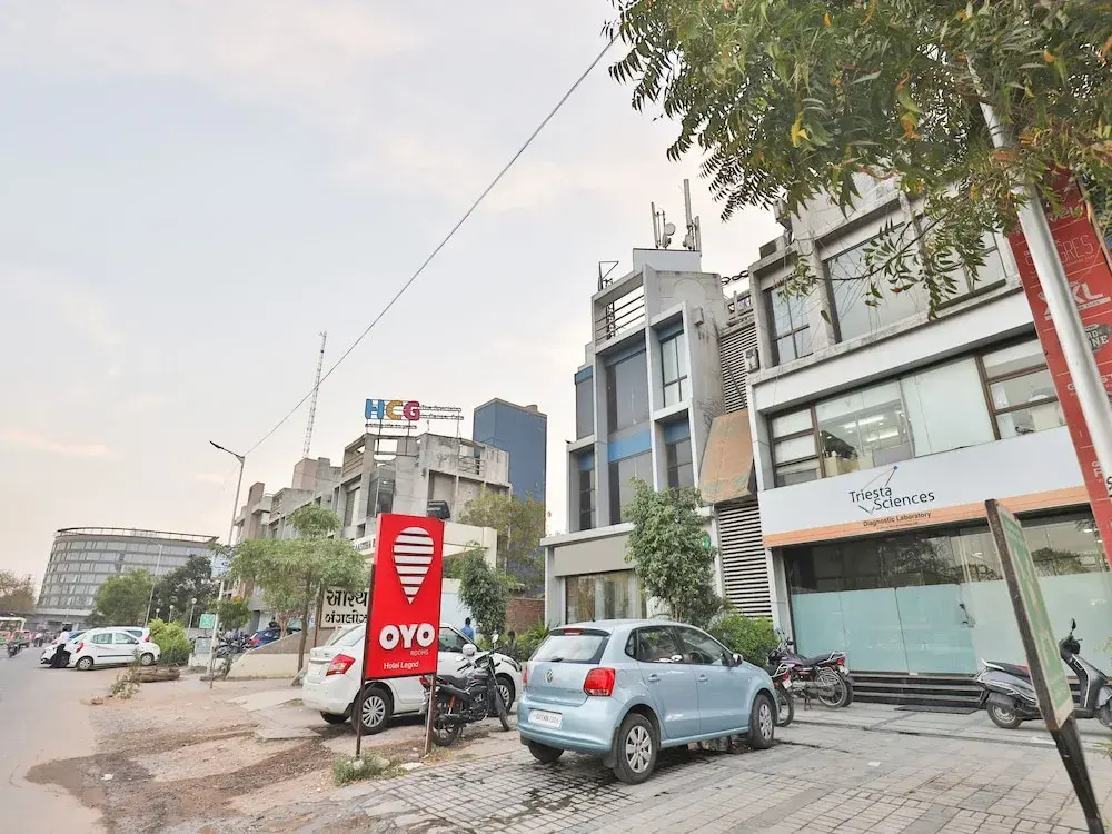 OYO 3914 Hotel Legend