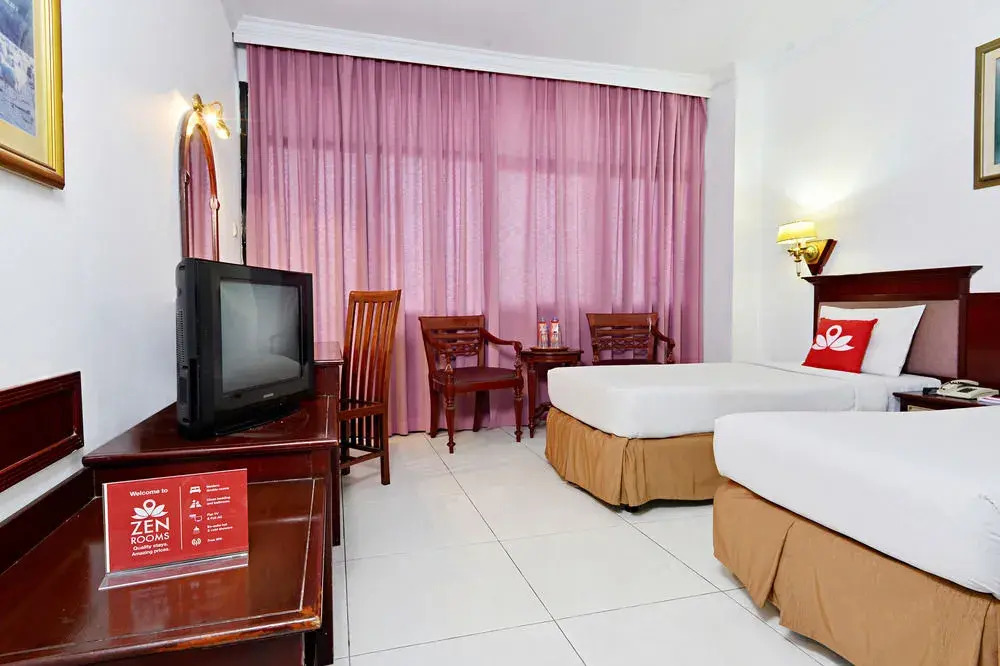 ZenRooms Soekarno Hatta Buah Batu - фото 6